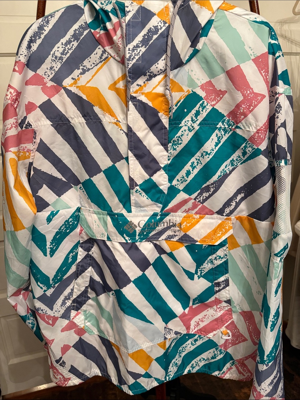 Columbia Multicolor retro Stripe Anorak packable ultra lightweight jacket